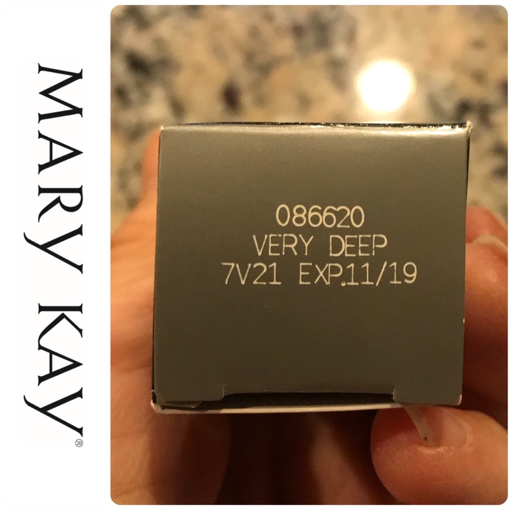 💕SALE💕NWT Mary Kay CC Cream in Very Deep - Picture 5 of 7